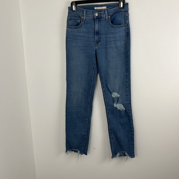 Levis 724 Distressed High Rise Straight Crop Jeans - Picture 4 of 10
